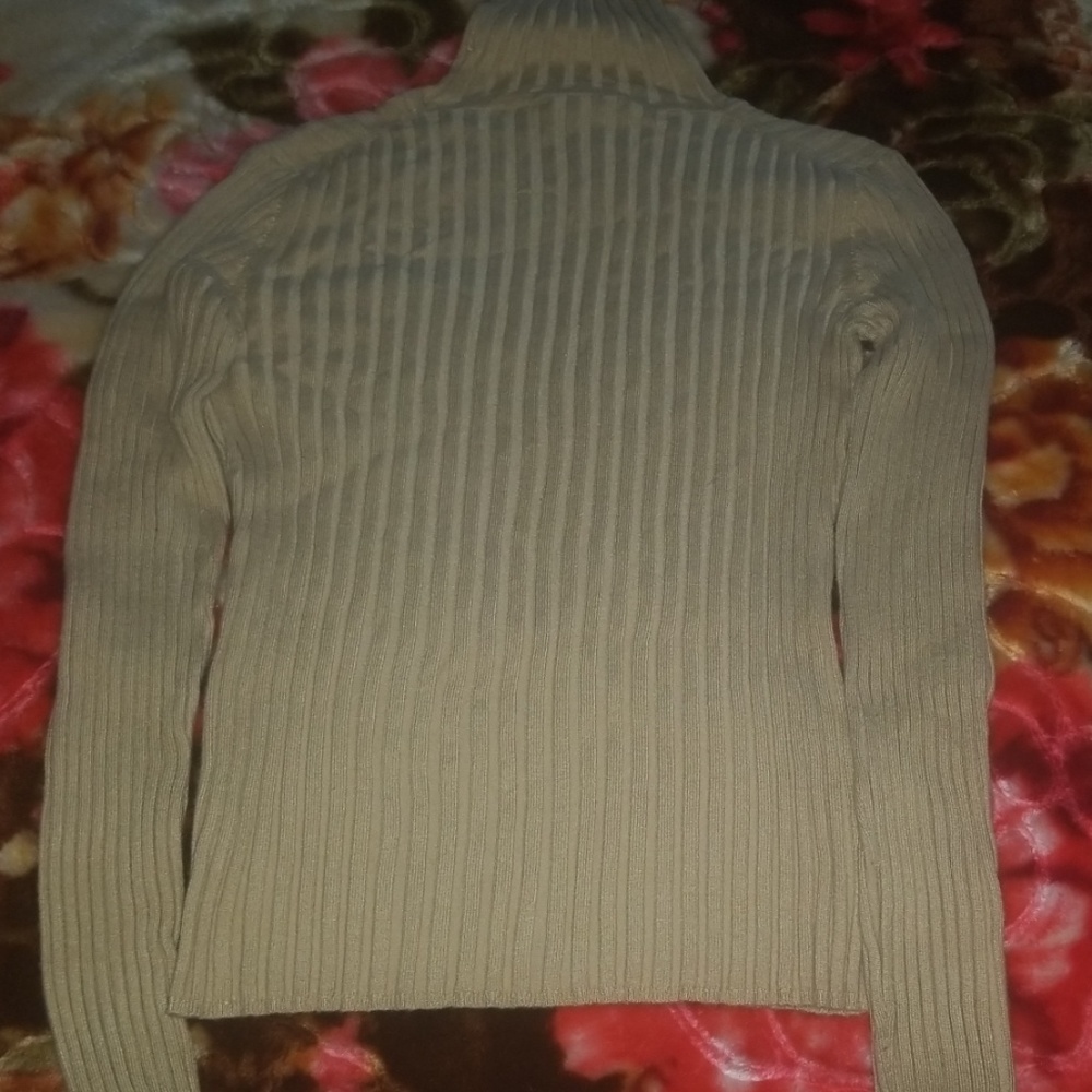 Sweater P.ID18
